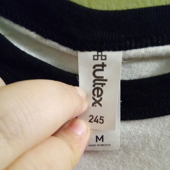 Mens M Tultex Shinedown Madness Devour 2008 Tour Shirt Raglan Sleeve Black White - Picture 2 of 3